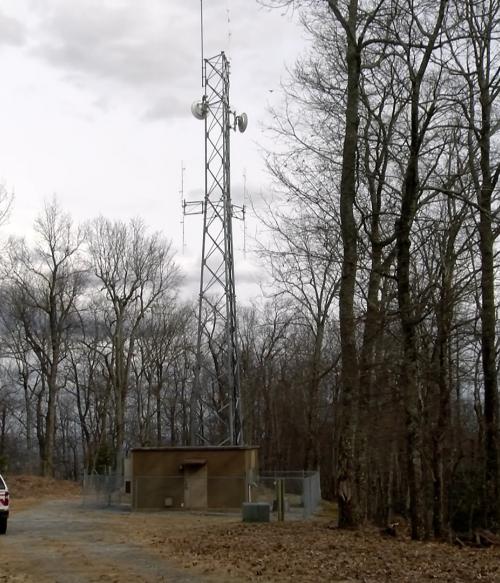 Photo of Mills River cell tower